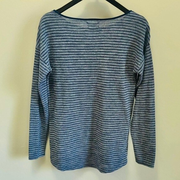 Lou & Grey Navy Striped Lightweight Waffle Knit Pullover in Size Medium - Picture 5 of 6